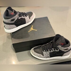 Air Jordan Retro 1 Hi Prem BG